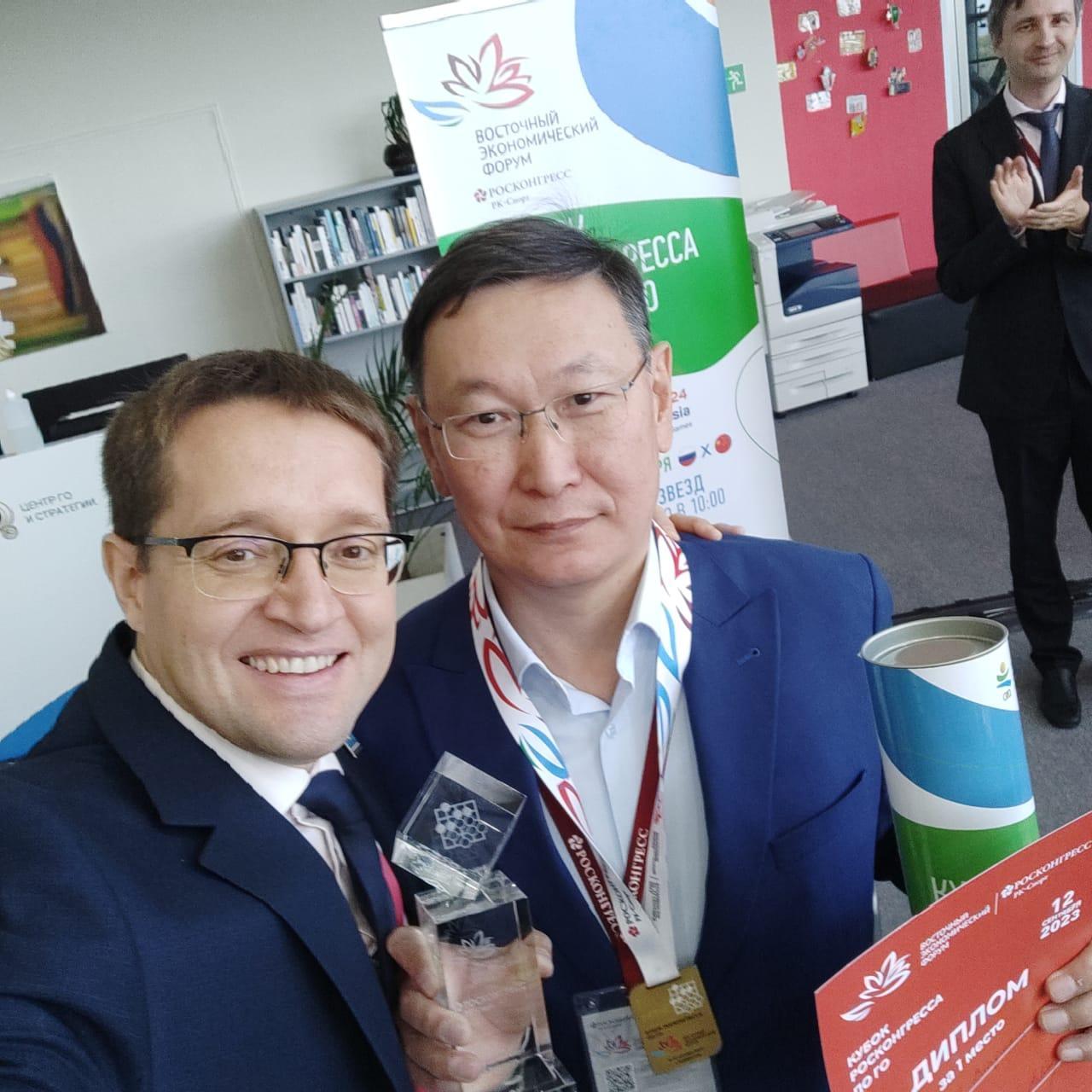 Кубок Росконгресса по игре Го выиграл Владимир Егоров Кубок Росконгресса по игре Го выиграл Владимир Егоров