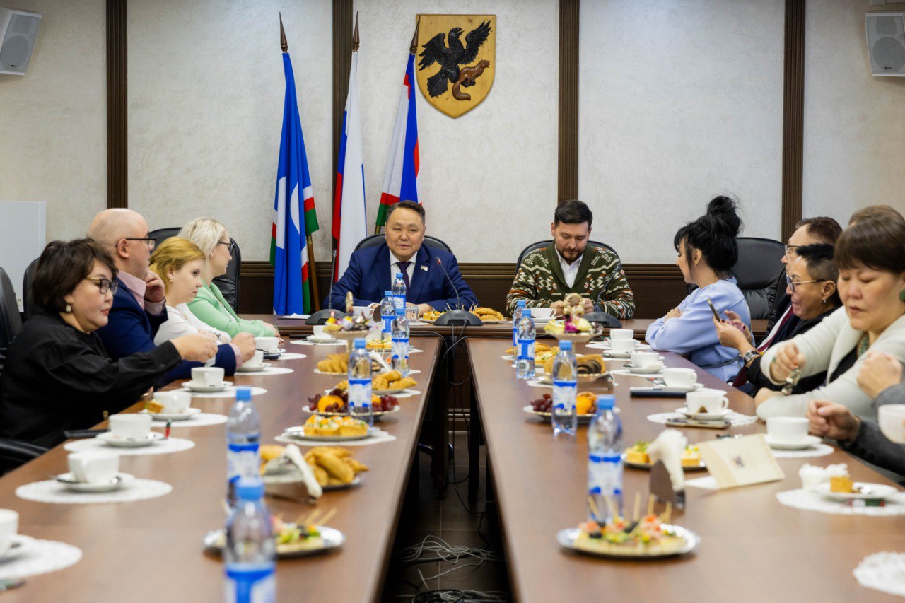 В Якутской городской Думе состоялась встреча с представителями средств массовой информации
