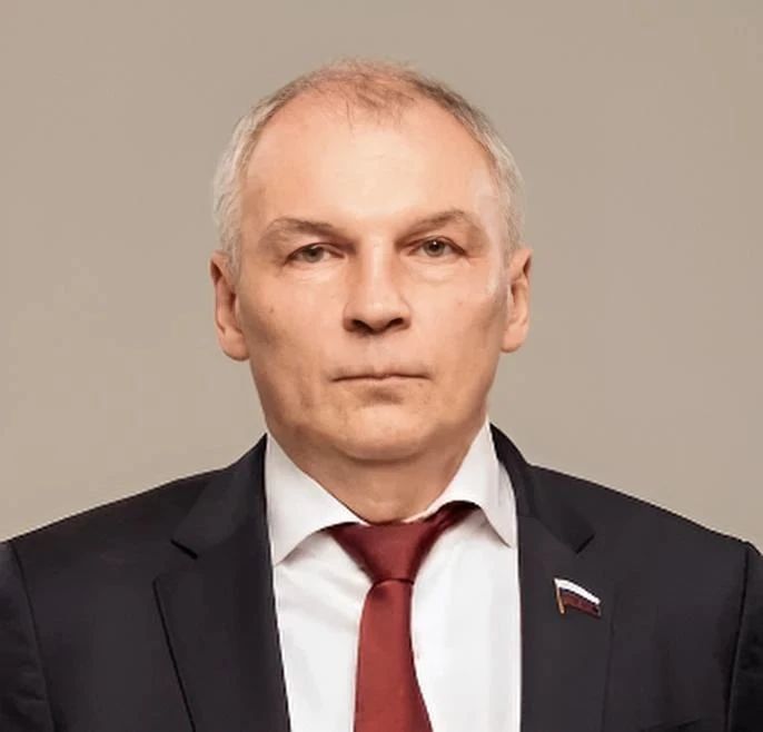 Слева — сердце! Справа — руль!