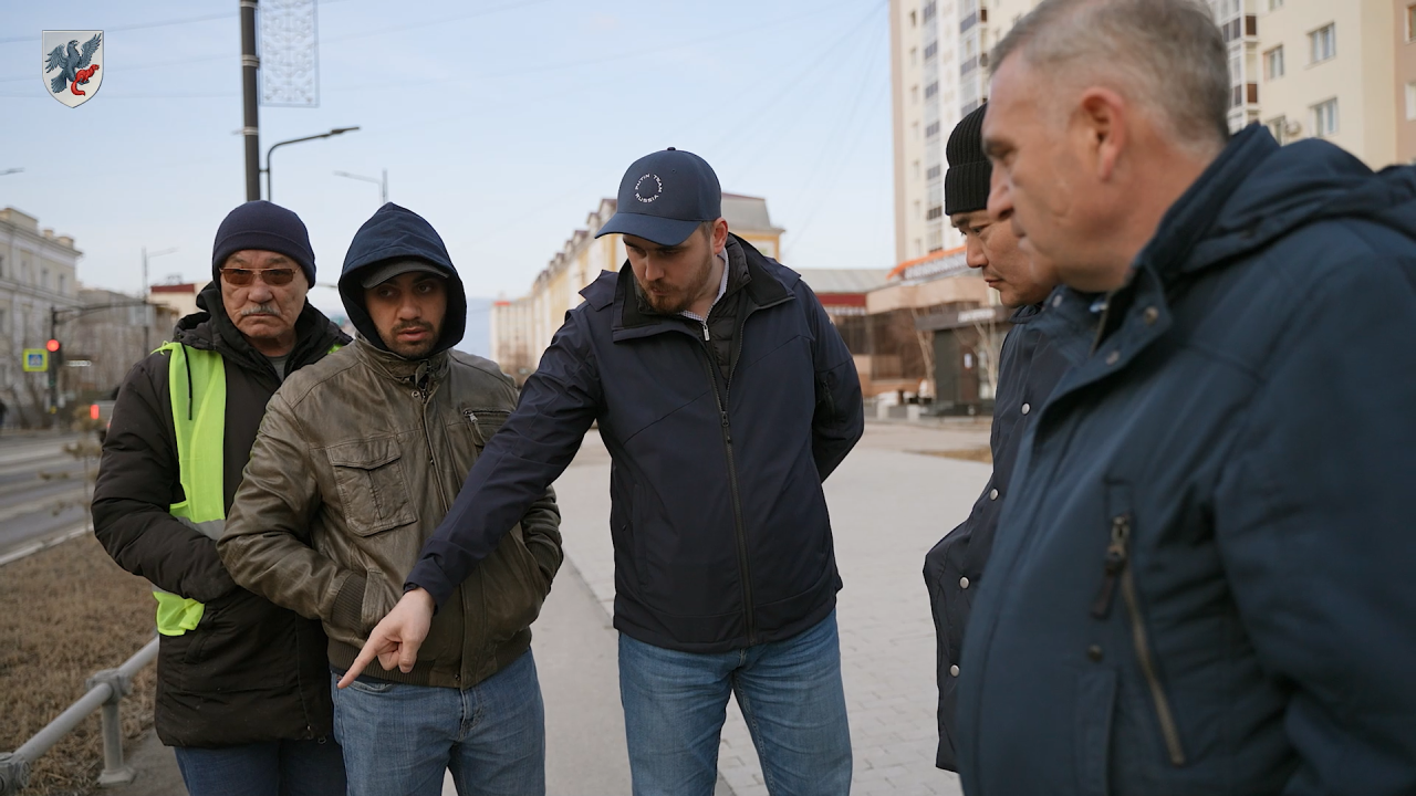 В Якутске проходят осмотры объектов улично-дорожной сети по гарантийным обязательствам В Якутске проходят осмотры объектов улично-дорожной сети по гарантийным обязательствам