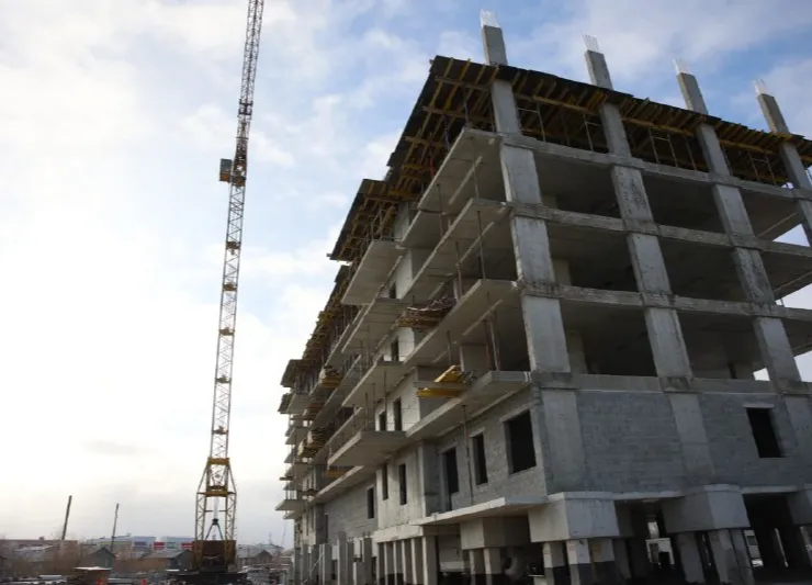 В Якутии самый большой объём работ по расселению из аварийного жилья проводится в столице 