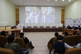 Министр сельского хозяйства Якутии встретился с учащимися агрошкол 