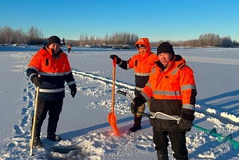На реке Бытантай проведены работы по намораживанию льда